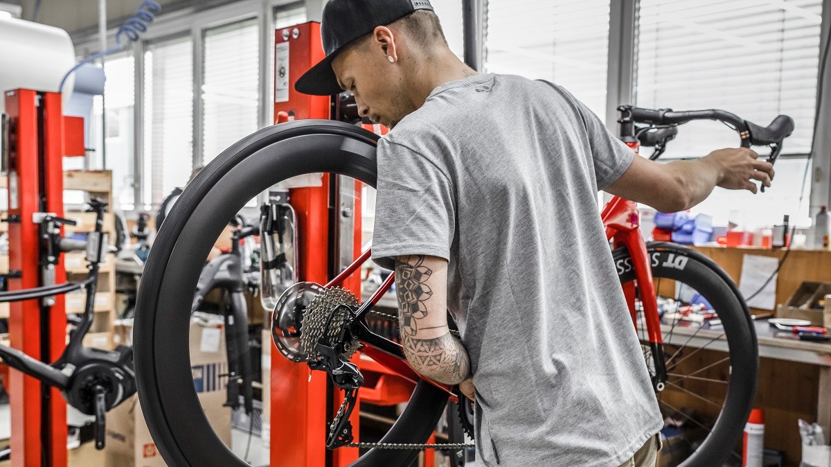 奧地利第二大自行車製造商－模組化系統供應商Simplon Fahrrad正大幅擴展位於Hard波登湖的總部。照片來源／Simplon Fahrrad