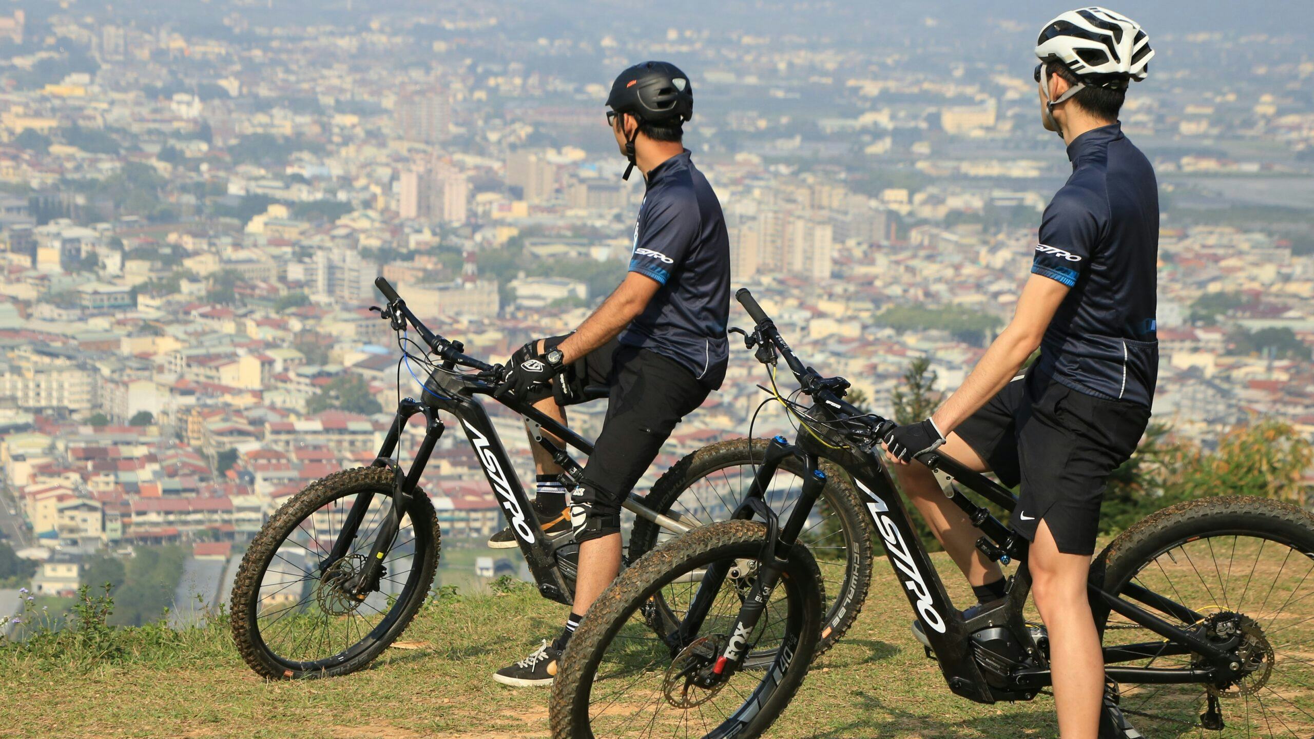 Astro has already thoroughly tested its (e-)bike carbon frames, manufactured with new production technology, not only in-house but also on the trails. – Photo Astro