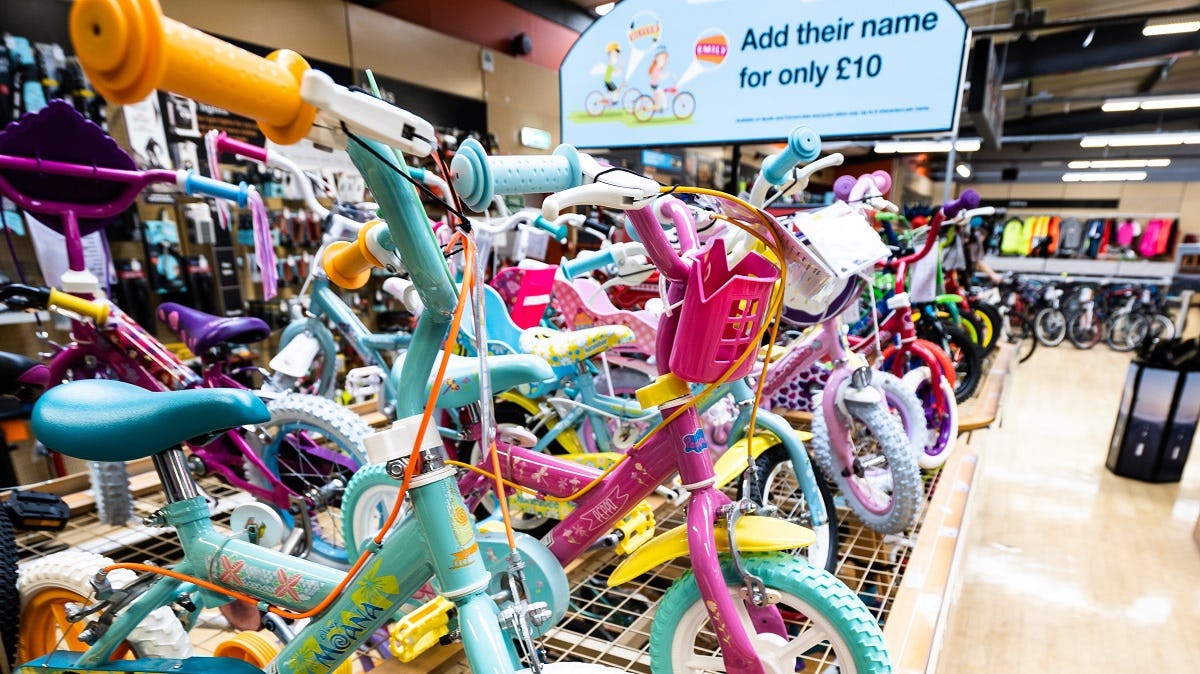 Shipping delays and low consumer confidence lost Halfords a lot of kid's bike sales in FY2022. - Photo Shuttertock