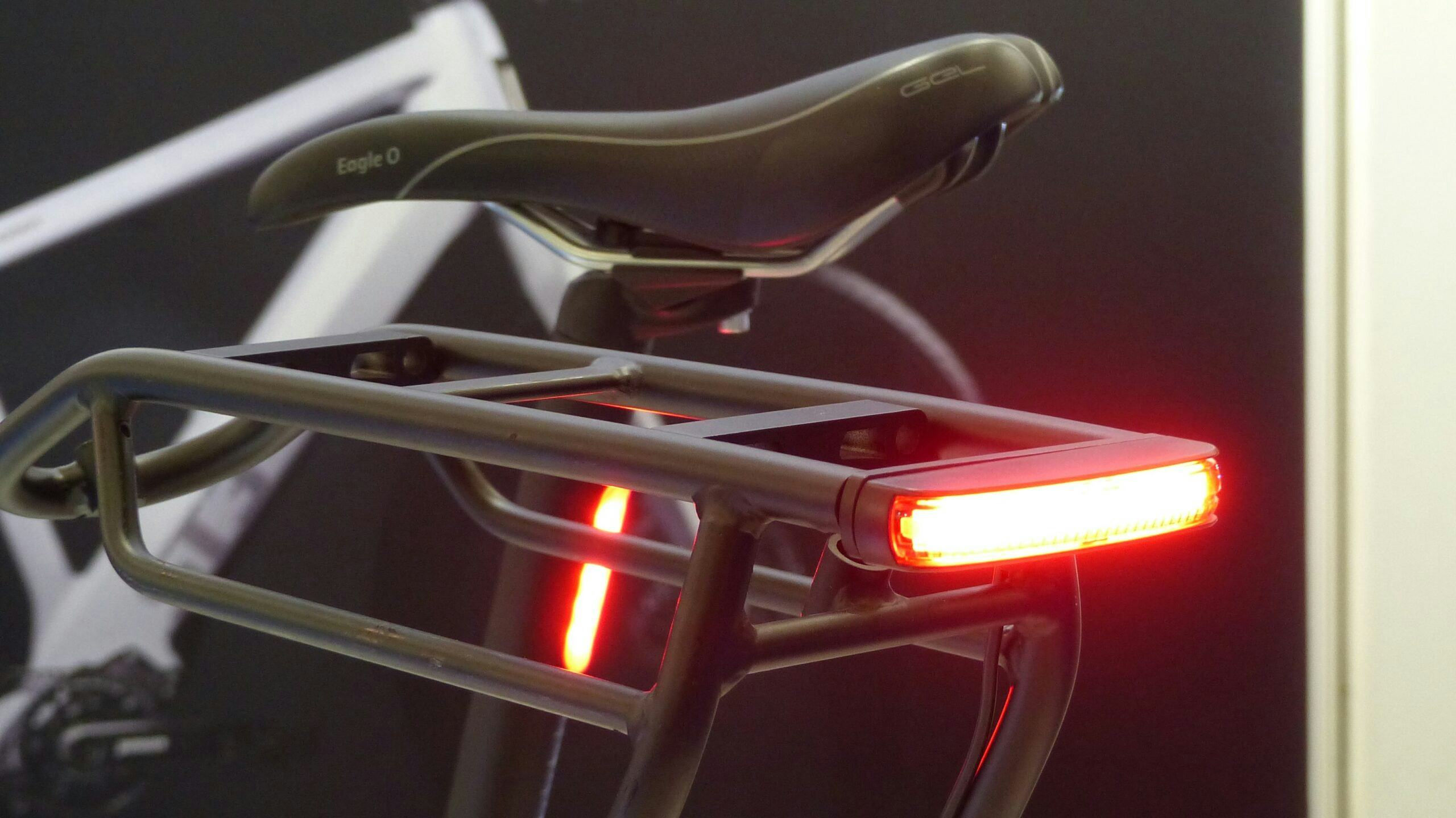 Roxim developed the R7EA rear smart light with multiple functions. – Photo Bike Europe