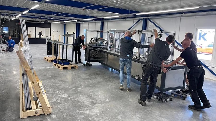 KMC Chain continues growth at new location