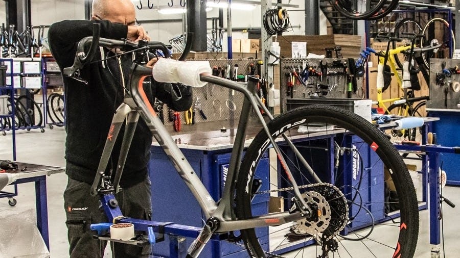 Currently making 250 bicycles daily, Belgian Cycling Factory wants to step up production and start frame manufacturing. – Photo BCF