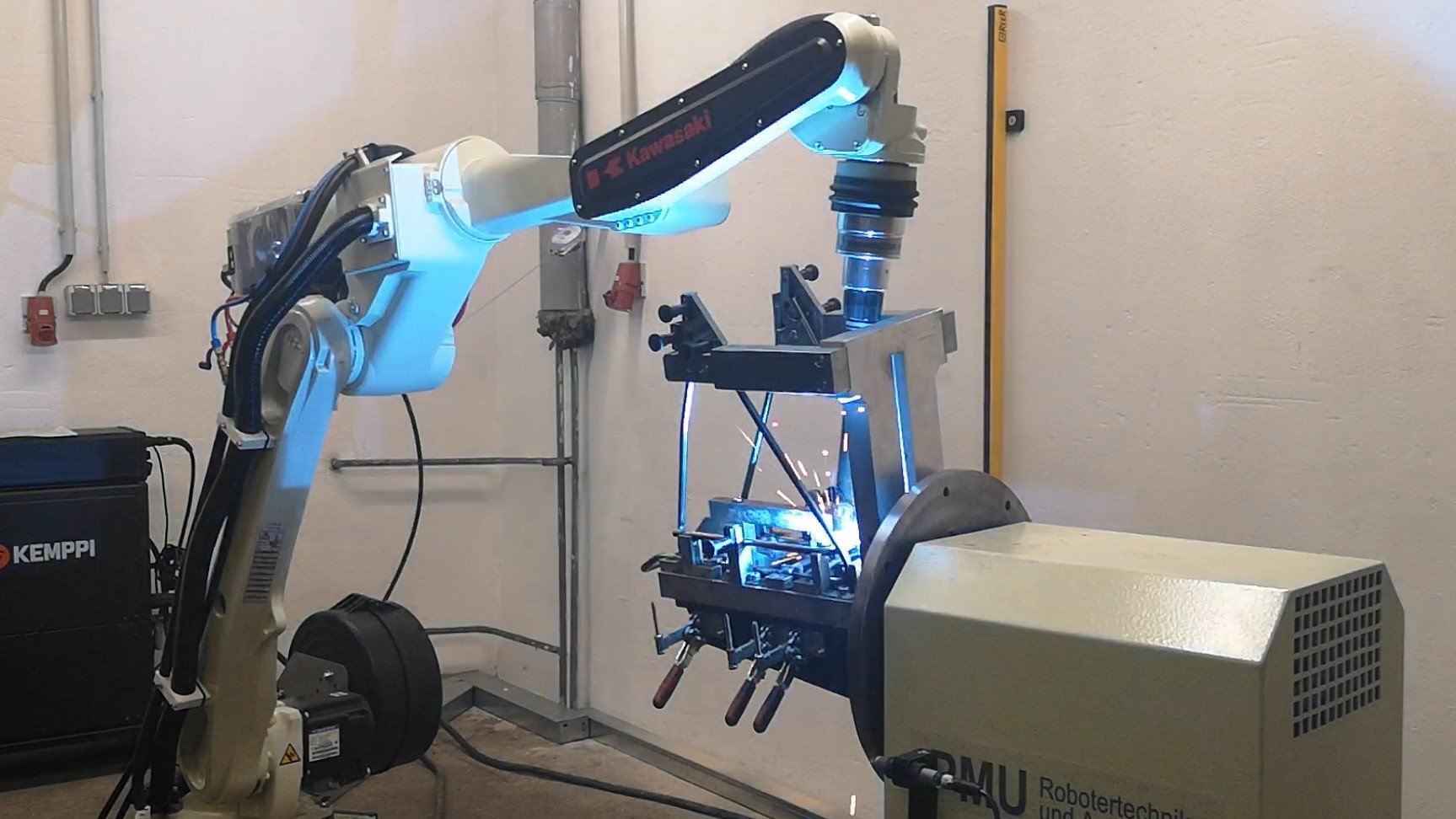 The welding robot investment should guarantee a higher precision and a more consistent quality of the weld seams. – Photo Büchel