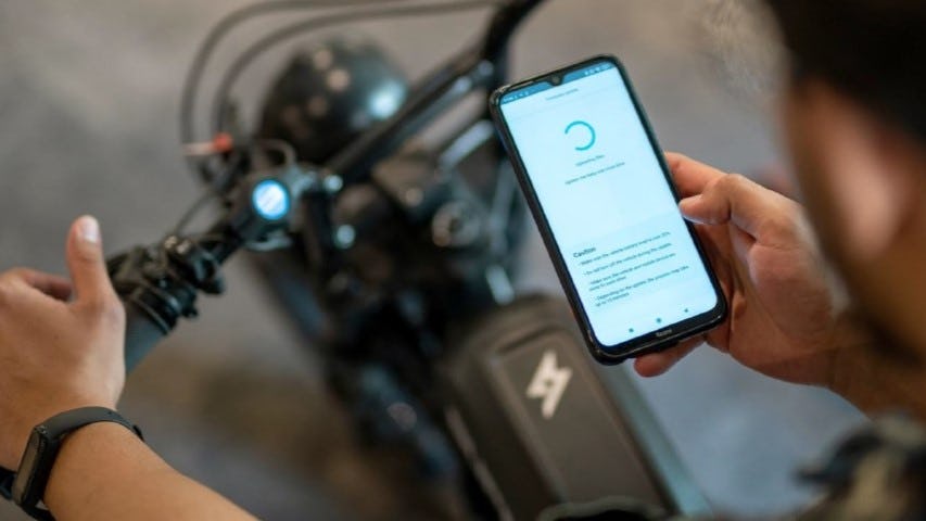Comodule’s cellular connectivity solution provides important security features. – Photo Tweewieler