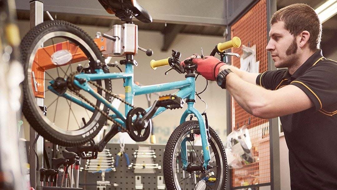 December is usually a strong month for children’s bicycle sales in the UK, but this wasn’t enough to overturn the deficit. – Photo Halfords