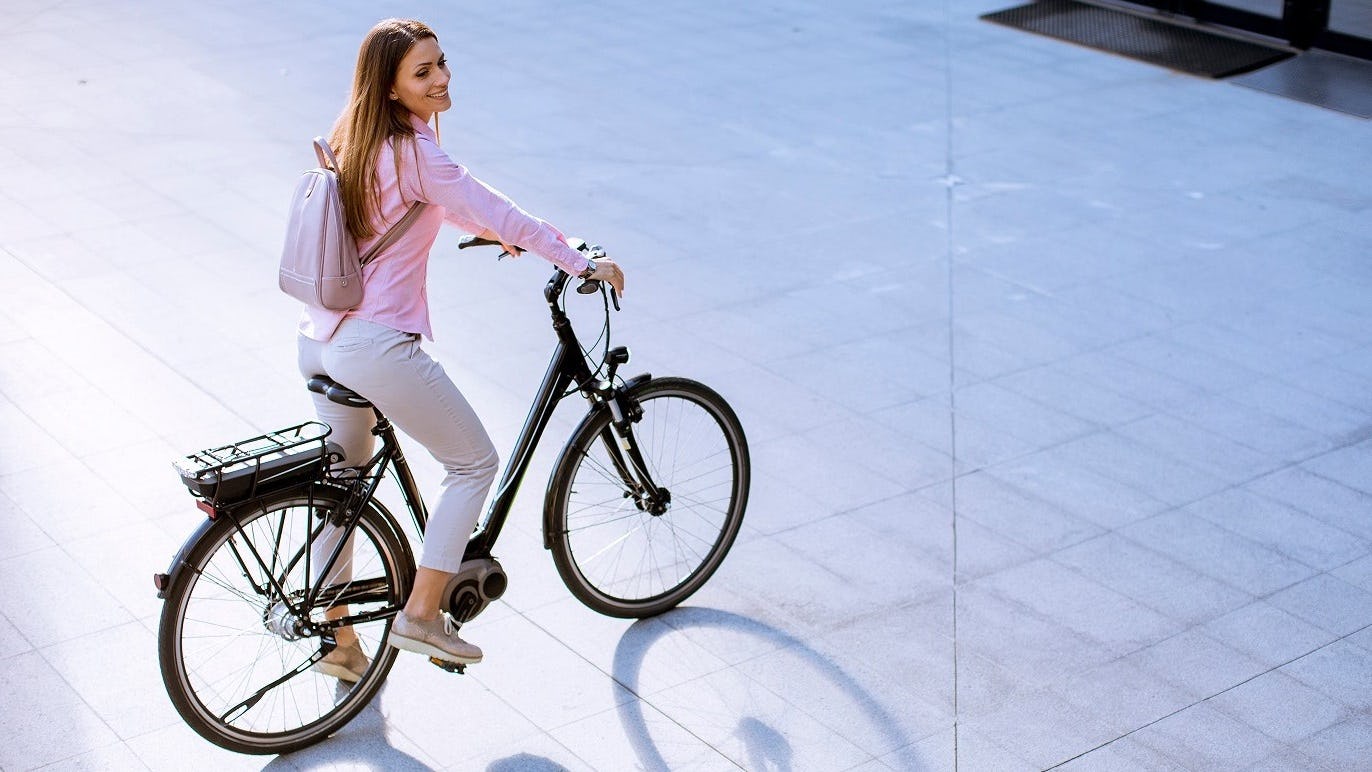 E-bike riders are no longer getting younger. – Photo Shutterstock/GfK