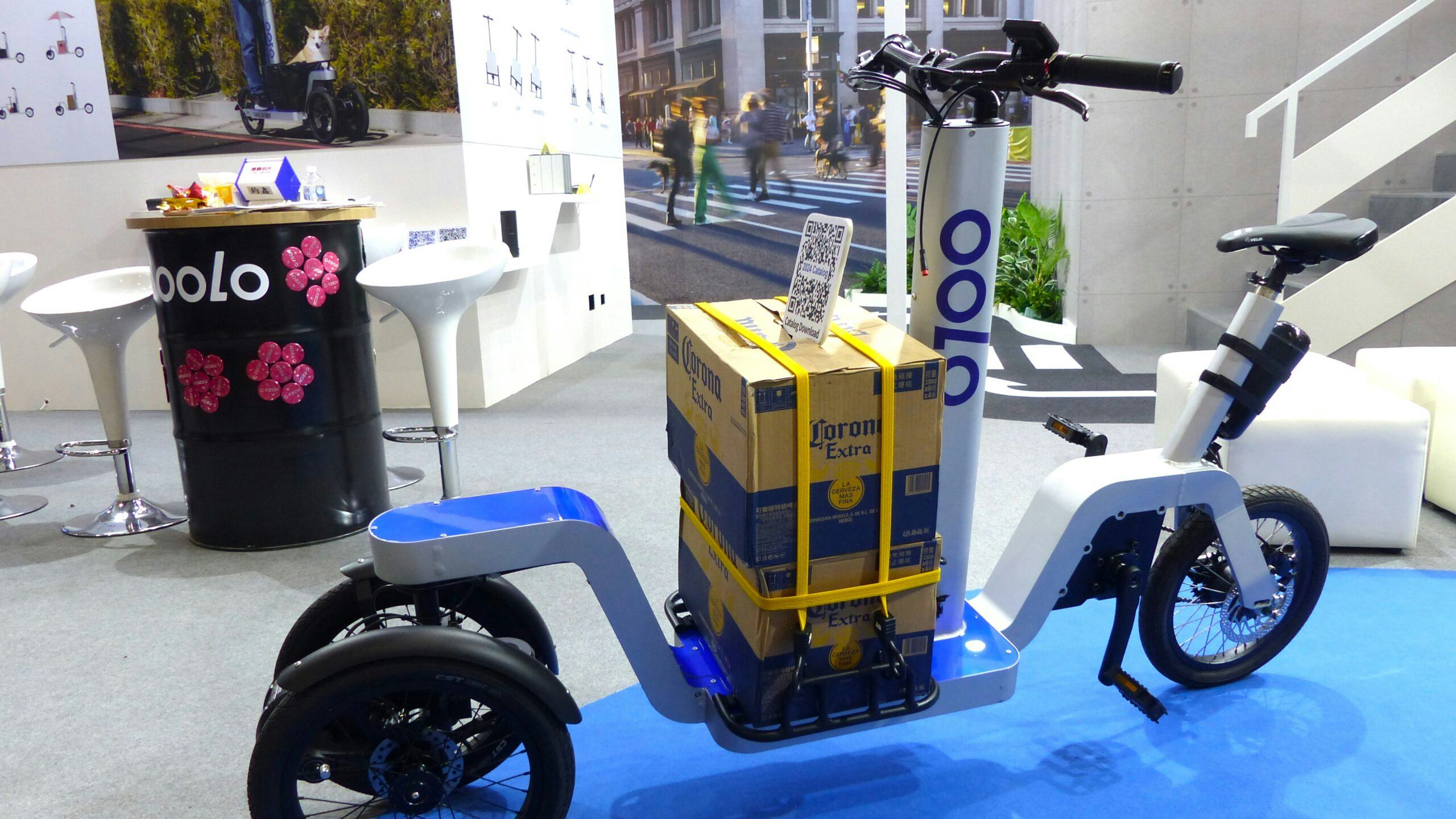 The Oloo CycleBoard comes in an e-scooter and e-bike version, both with a front and rear drive. – Photo Bike Europe