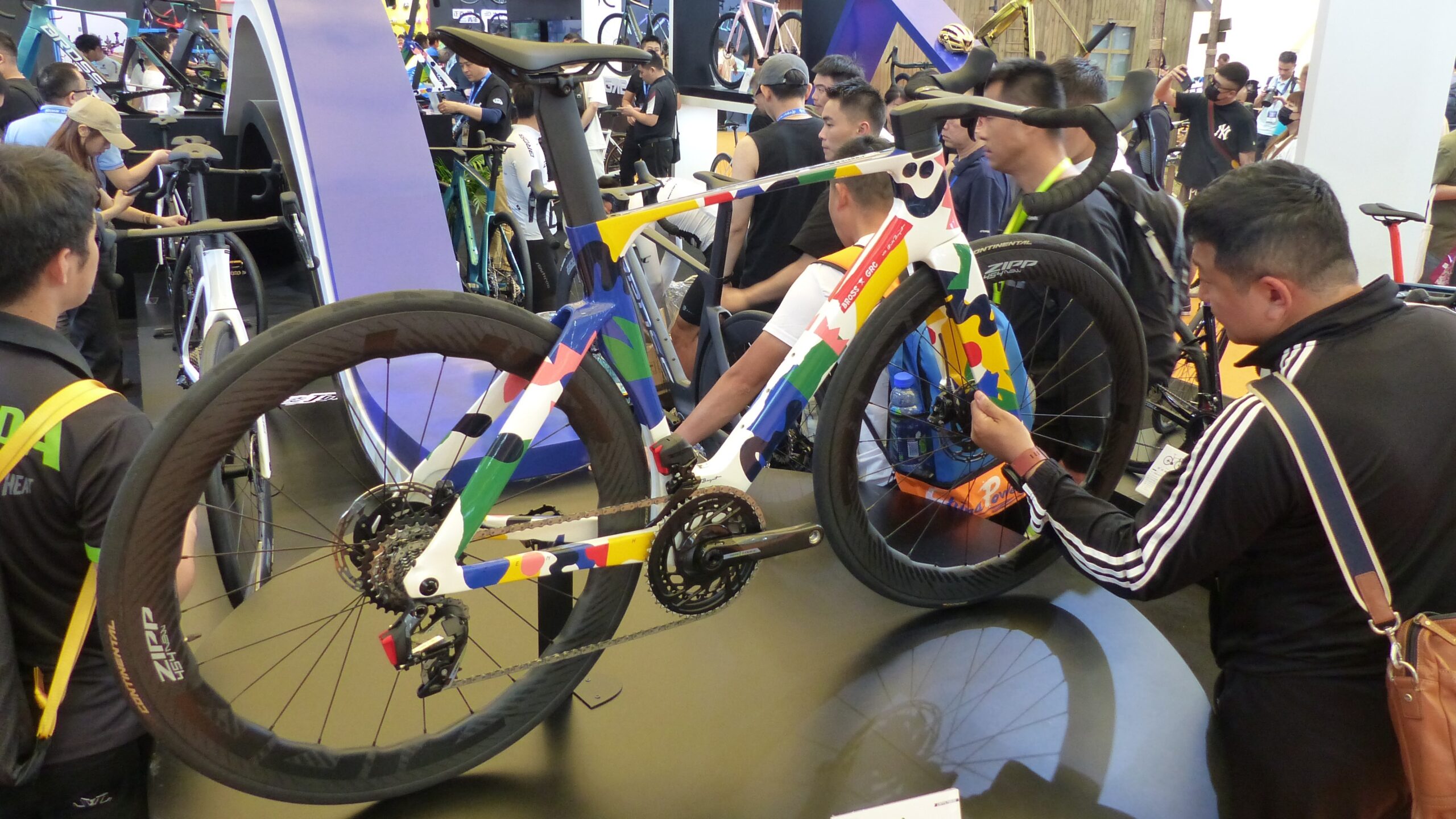 產業升級讓中國成為一個有趣的高價自行車及電動自行車採購地點。照片來源／Bike Europe