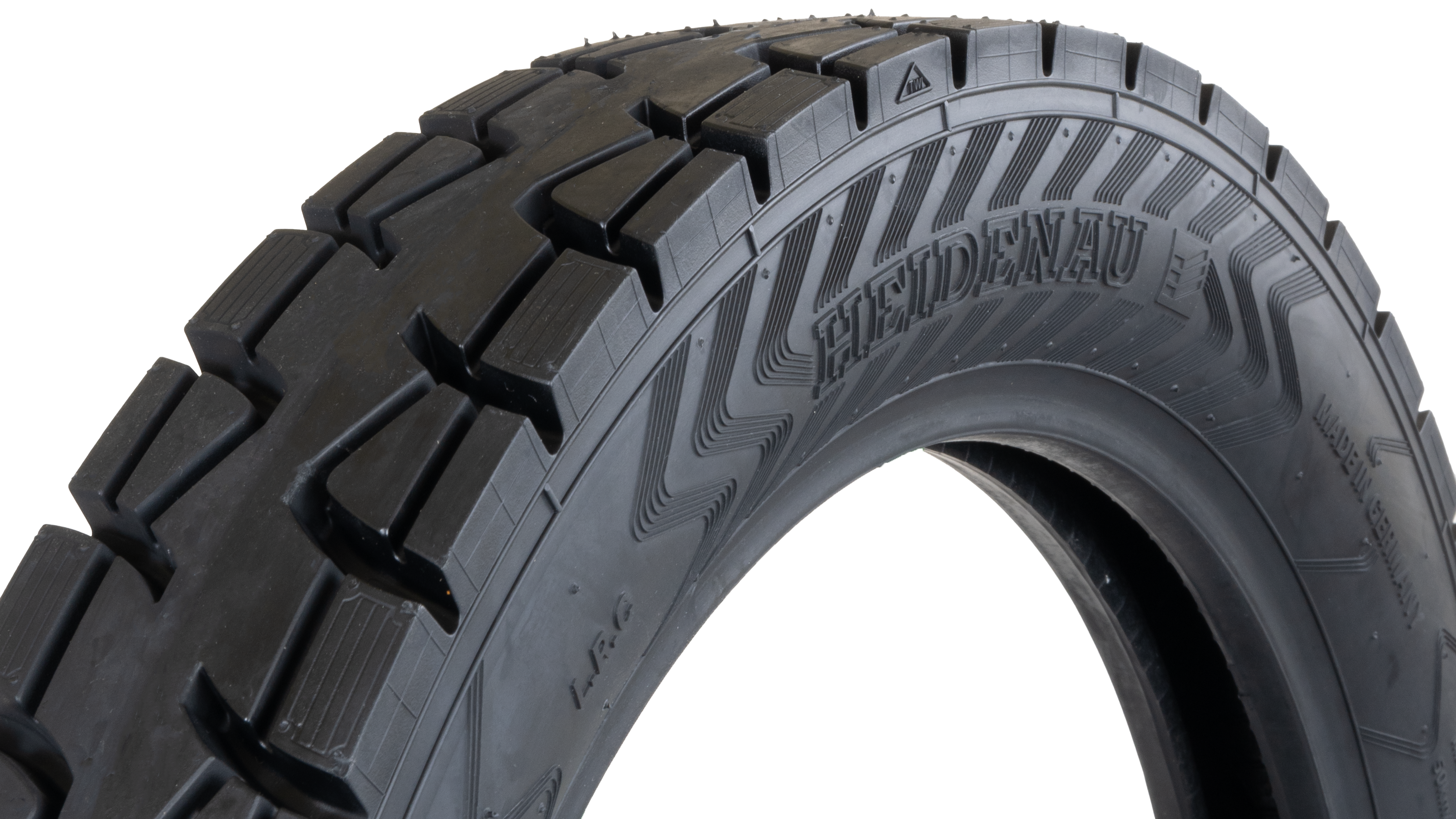 Cargobike manufacturer Fulpra from the Netherlands and tyre specialist Heidenau from Germany have taken up the challenge to make cargobike specific components. – Photo Fulpra