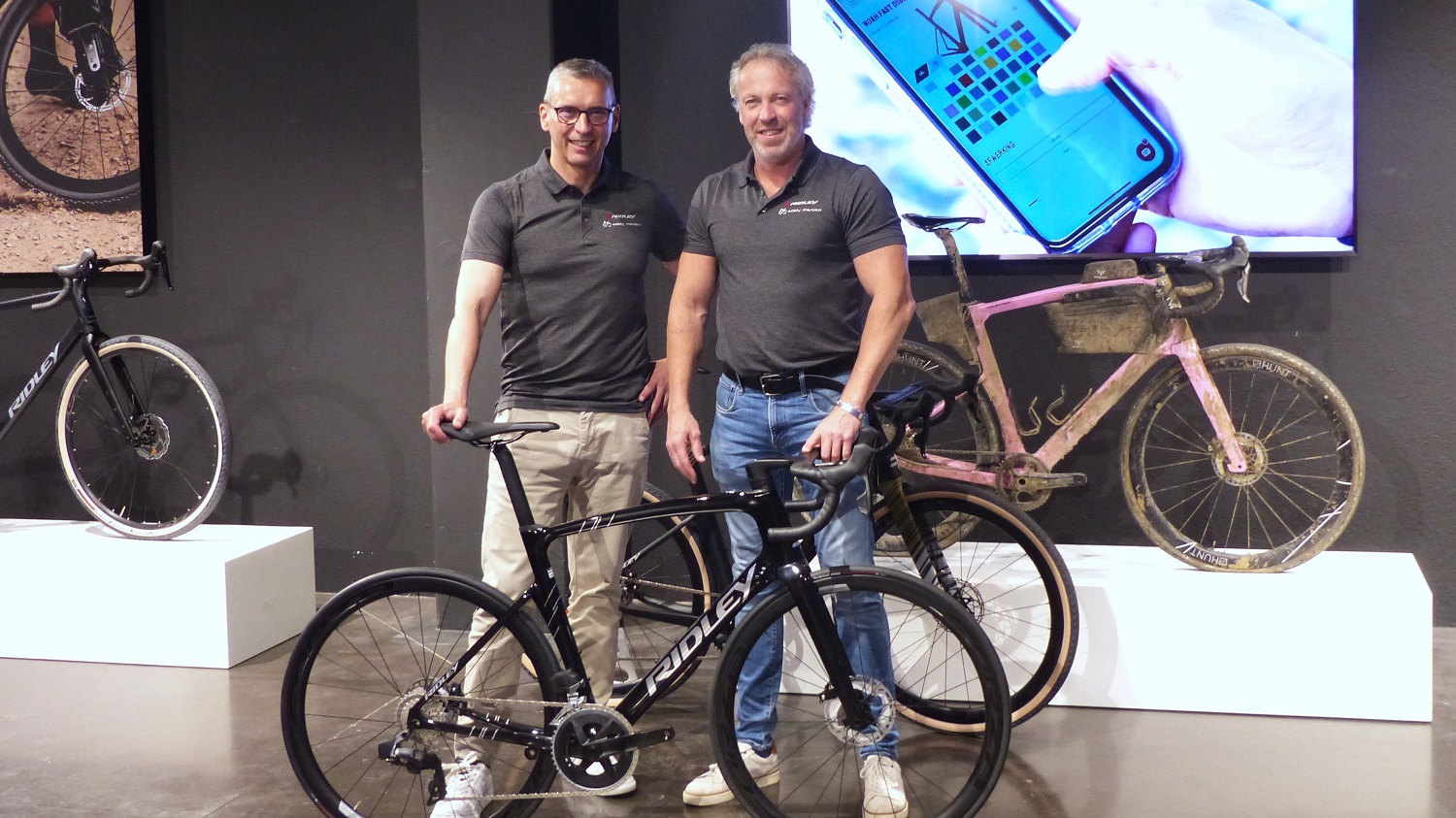 Belgian Cycling Factory presents book of promises