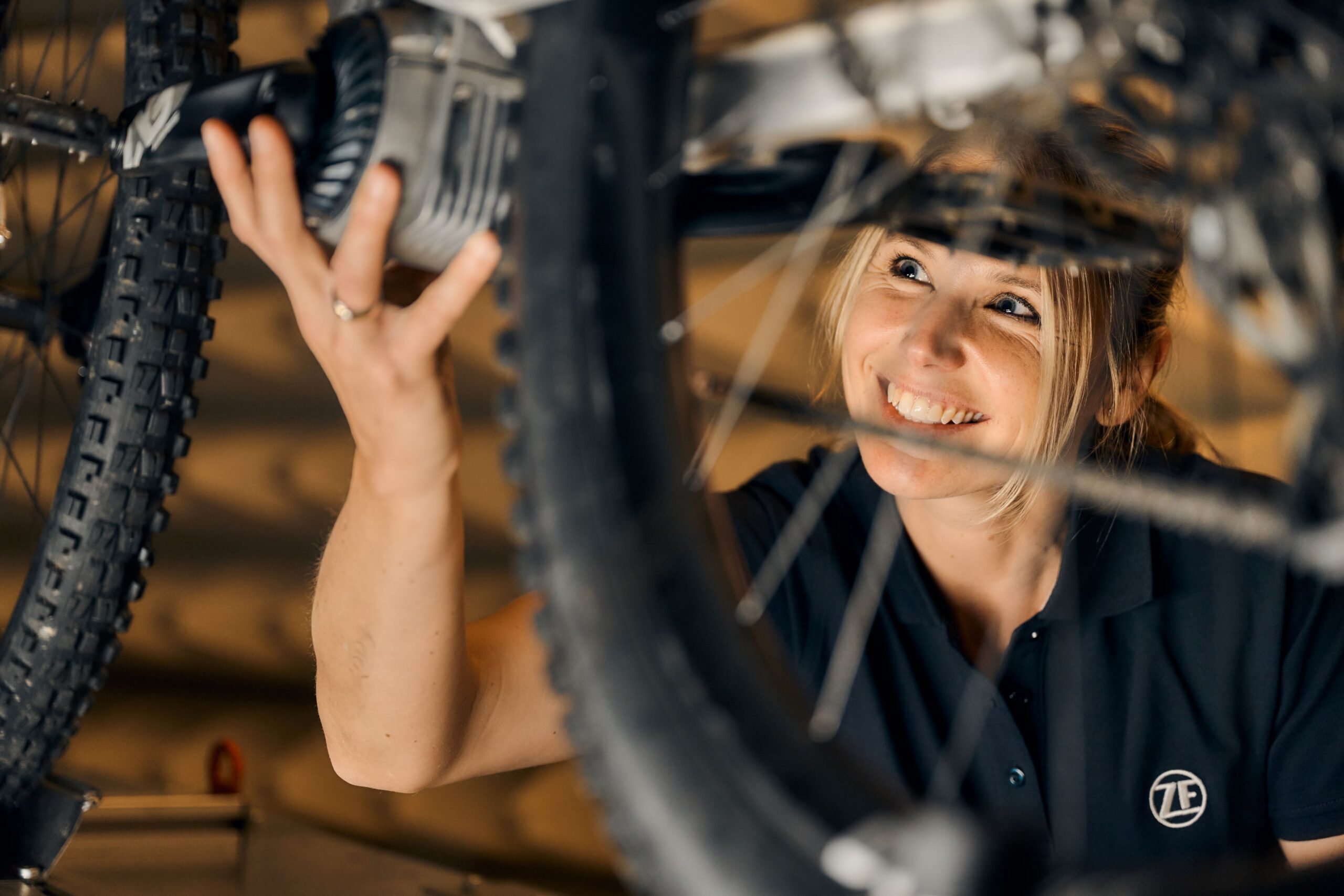 CentriX: ZF's compact, powerful mid-motor for e-bikes