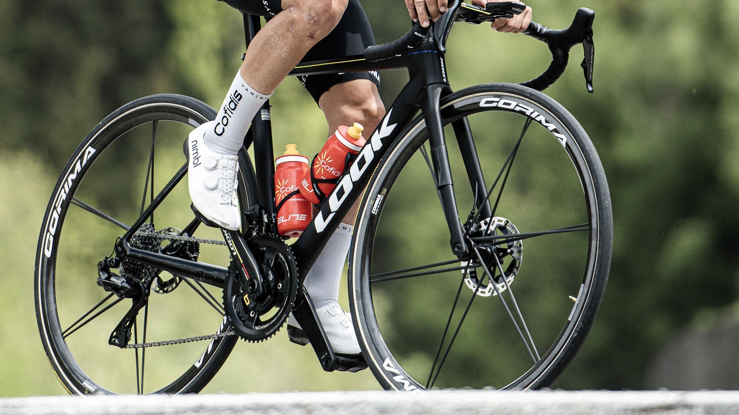 Look Cycle Group出售Corima，重心放踏板及自行車