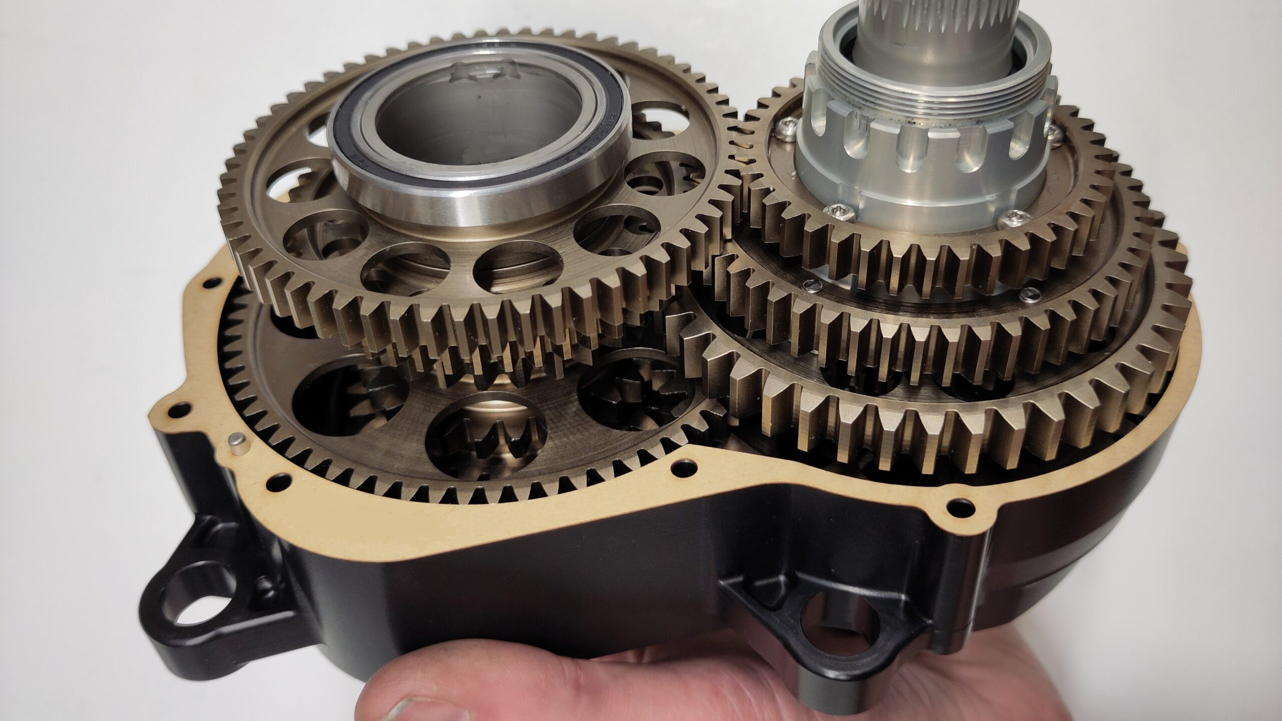 IntraDrive’s GD8 combines an eight-speed gearbox and motor into a single, compact system. – Photo IntraDrive