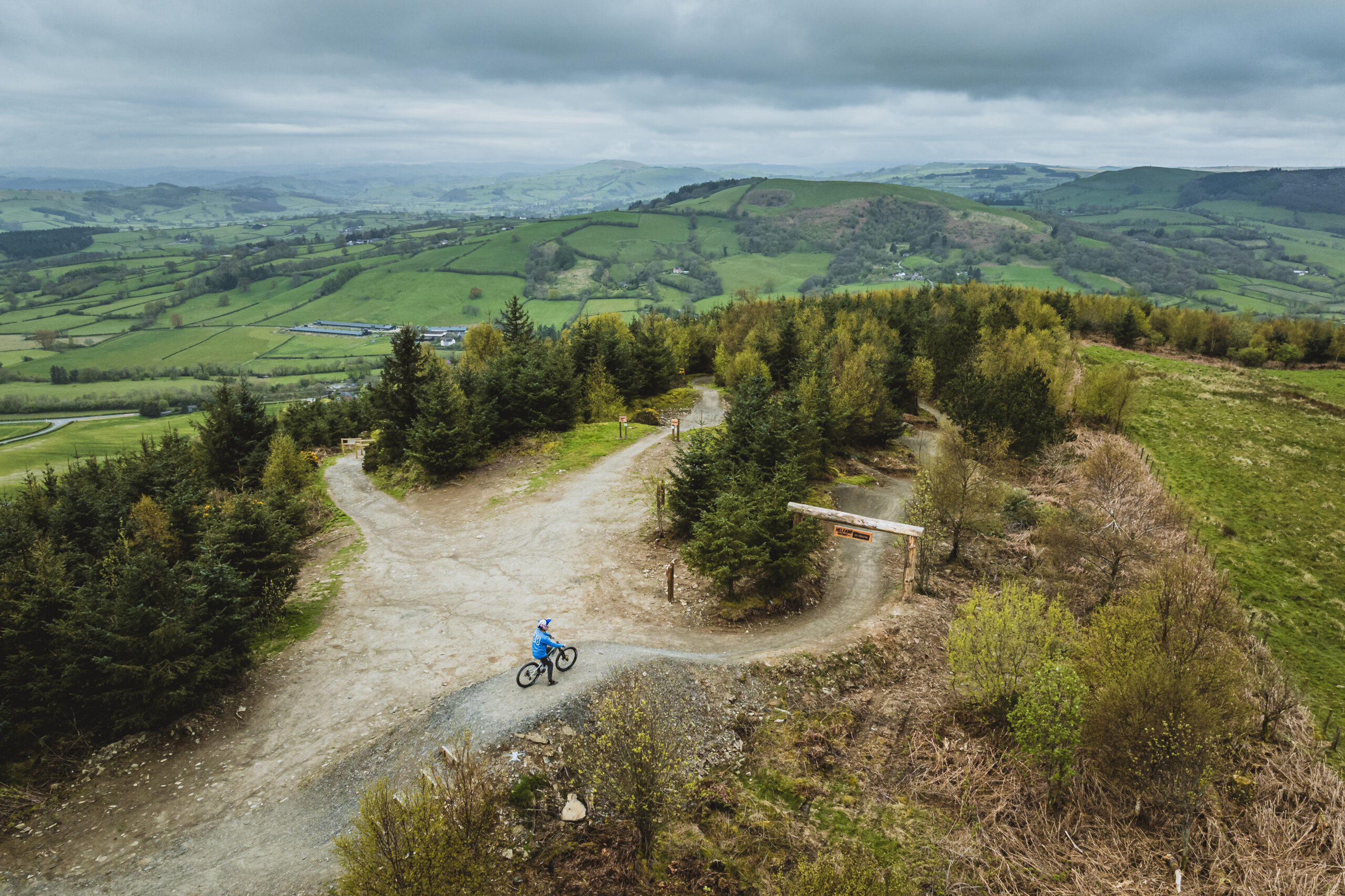 Matt Jones on the Helfare x Shimano Line at Caersws Bike Park. Photo: Dan Griffiths / Madison.