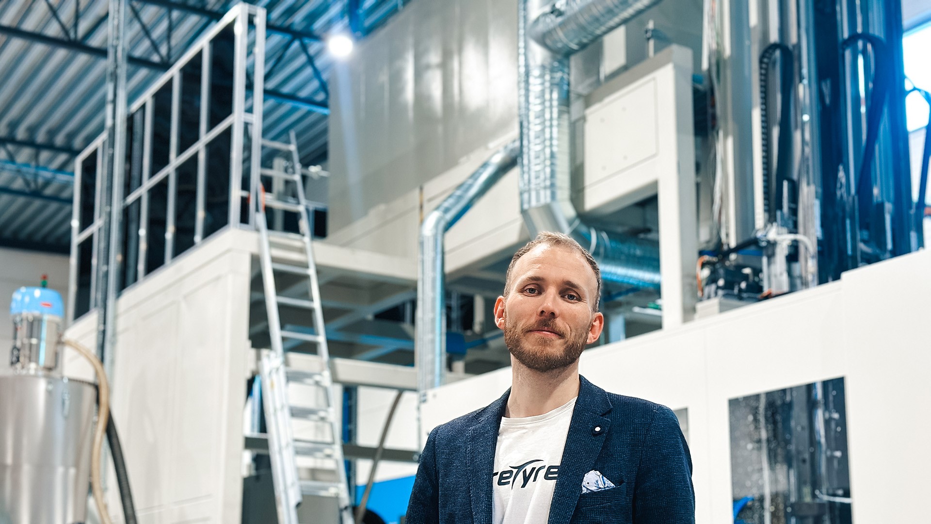 reTyre COO Alexander Gjendem Gjørven in their new factory. – Photo reTyre