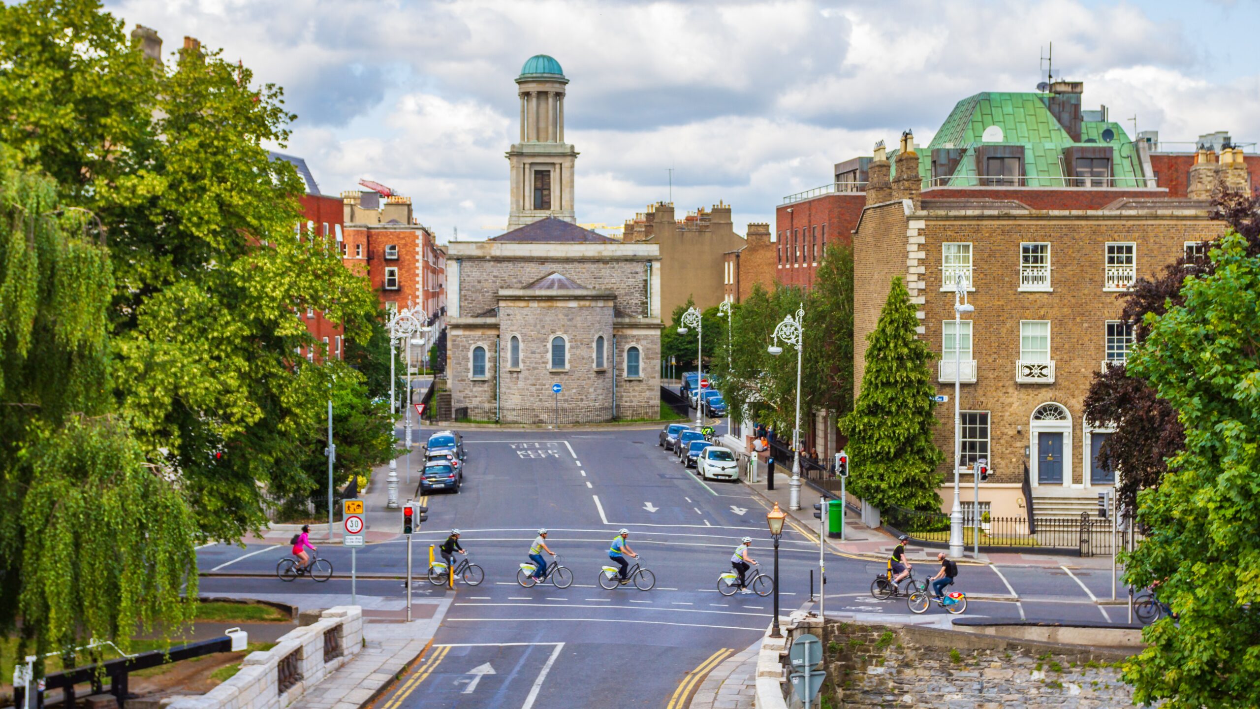 Irish Customs Authorities searched two warehouses in Wexford and found €4.3 million worth of illegally imported e-bikes and e-scooters. – Photo Shutterstock