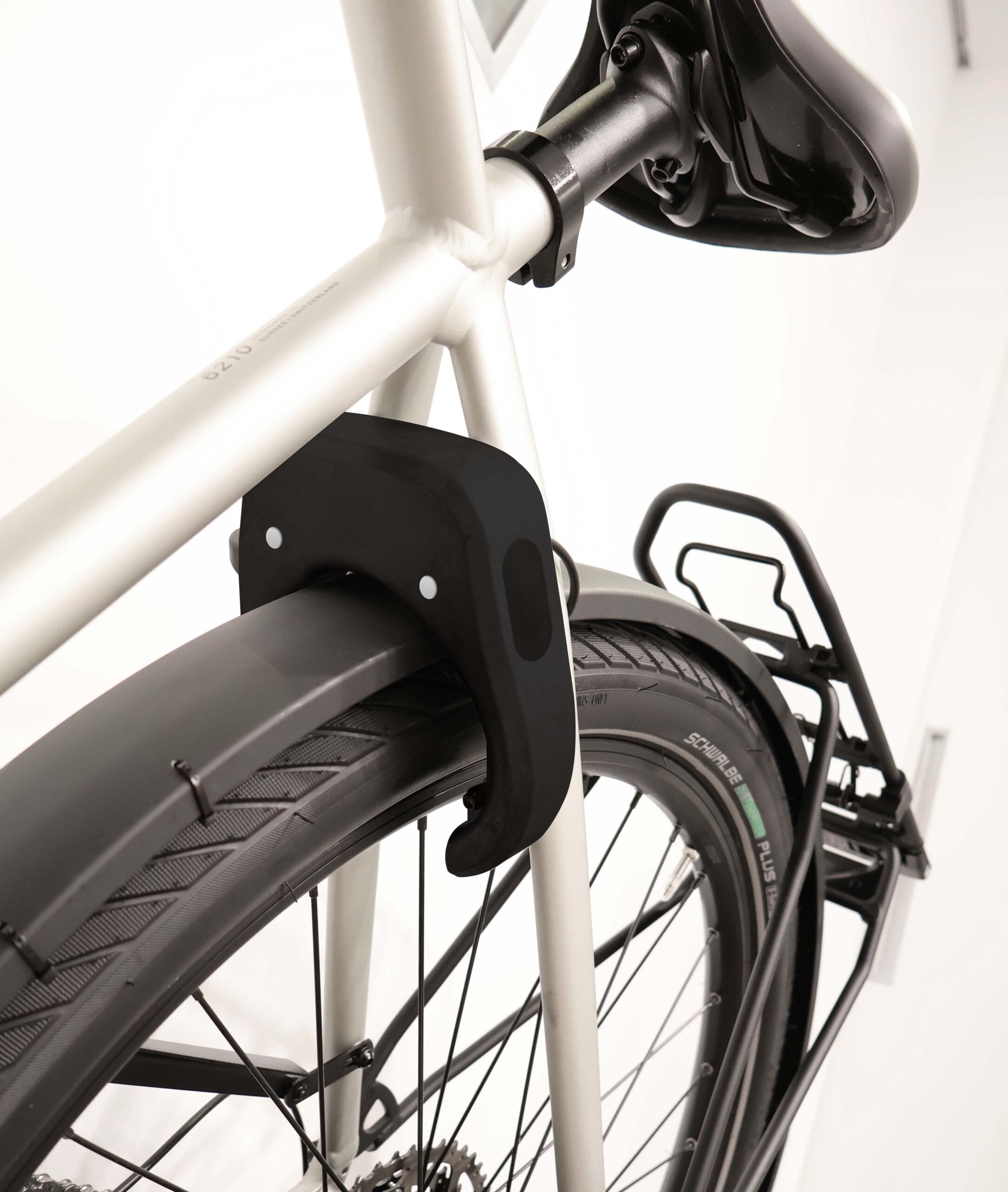 VanMoof extends range with e-bike powerbank accessory