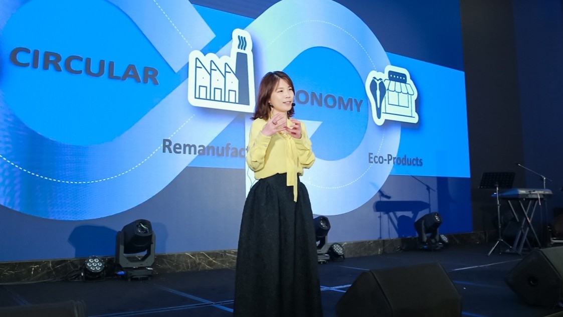 “New concepts and technologies can inspire us to rethink how we design the concept of cycling, potentially making the activity more appealing to a wider audience,” says Velo Enterprise CEO Ann Chen. - Photo Velo 