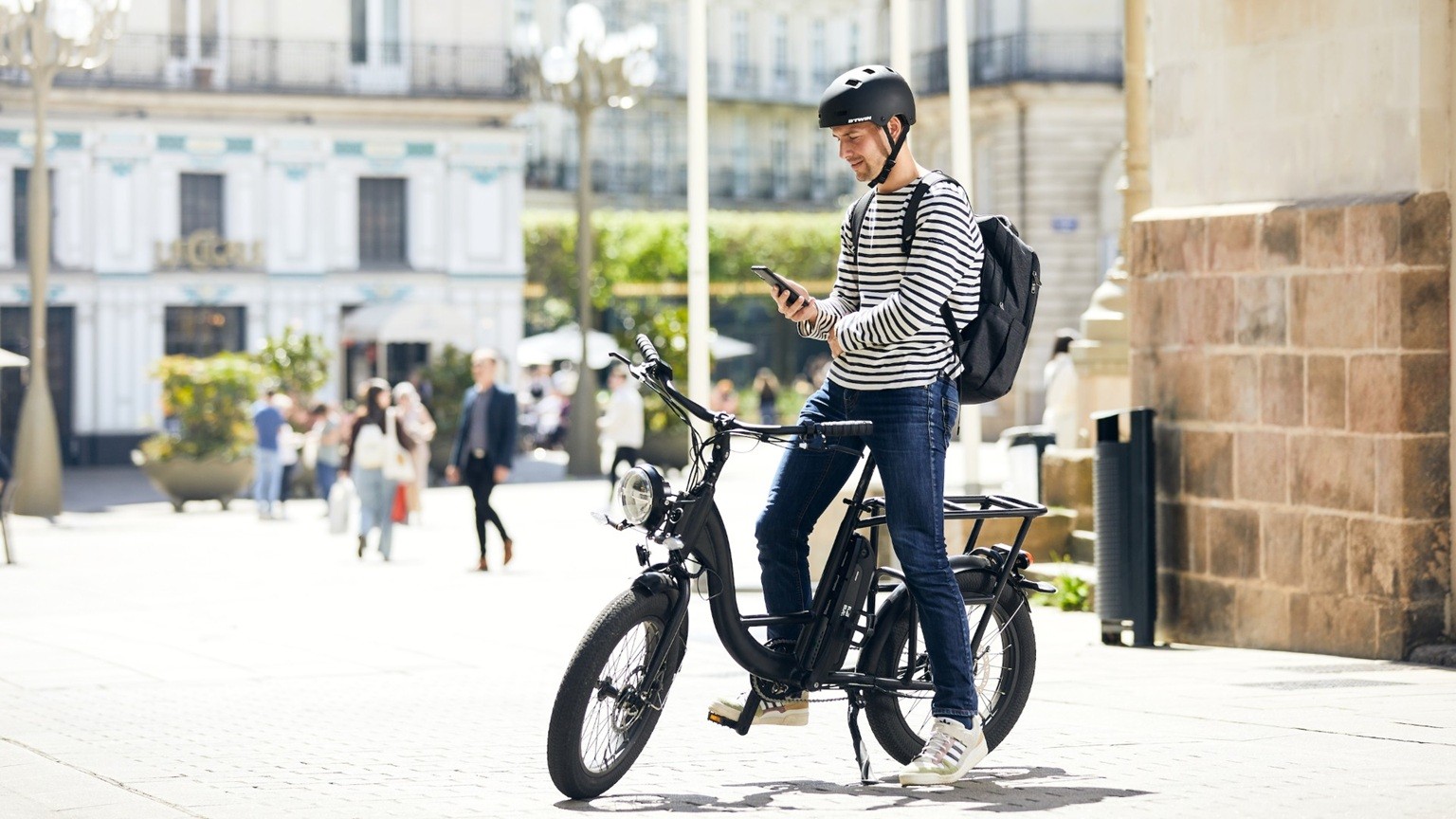 Velco technology has been adopted by brands such as Véligo, Gaya, Pony, and Intersport. – Photo Velco