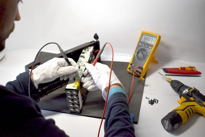 NOWOS isn’t in the business of refurbishing, but rather repairing batteries. And they don't work directly with consumers, but rather business-to-business.