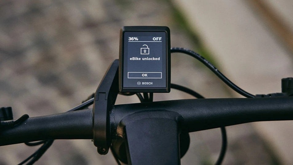 Bosch unveiled its Battery Lock this summer, a digital anti-theft tool that disables stolen batteries, but only for riders subscribed to its Flow Plus service for €4.99 a month. – Photos Bosch