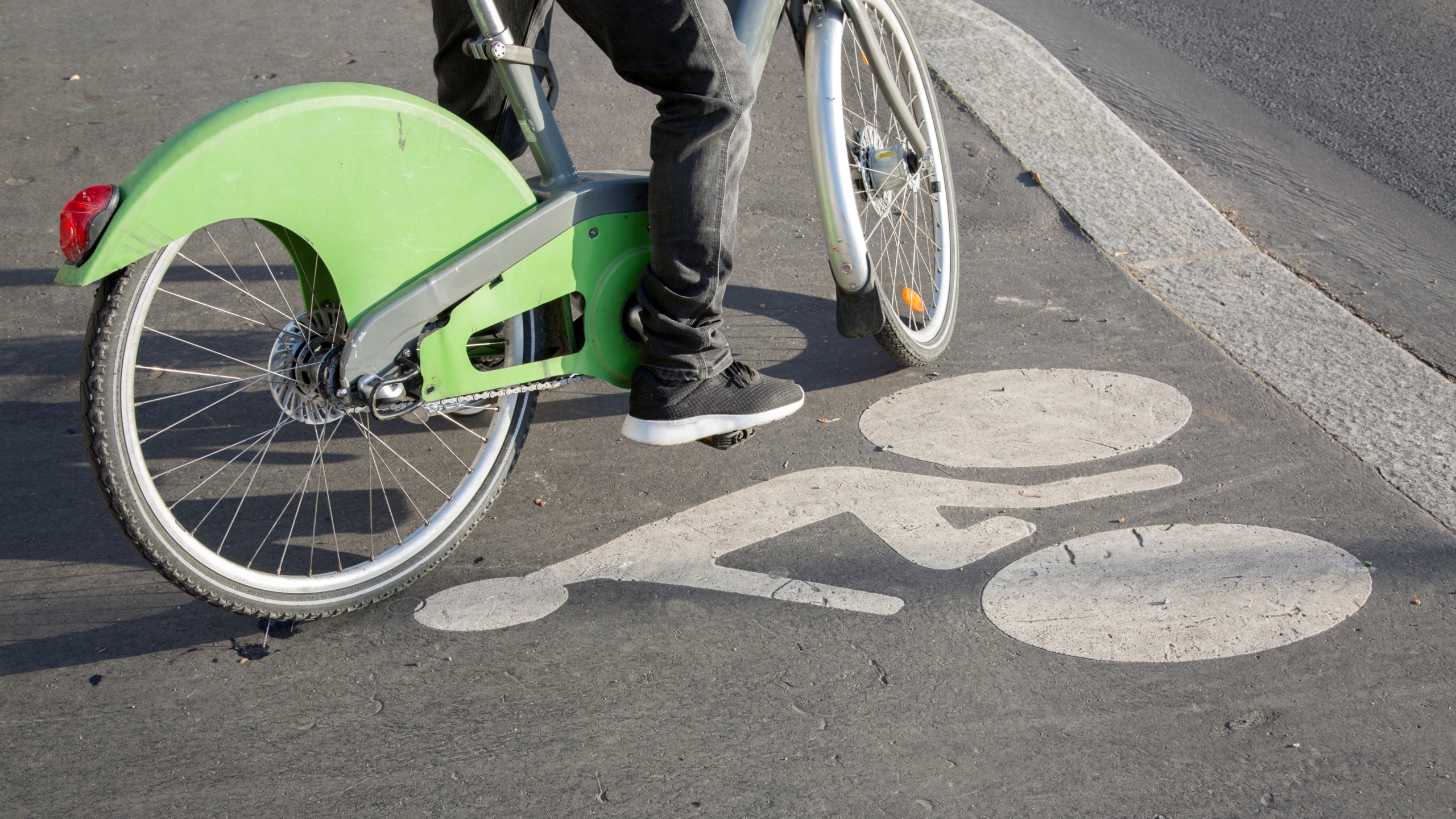 今年的氣候行動現況調查共有111位業界代表參與，分別來自21個國家及106個組織。照片來源／Shutterstock
