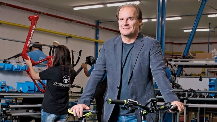 Gepida managing director György Berkes expressed his sadness at the loss of his family business as the manufacturer Olimpia shut its doors last month. – Photo Budapest Stock Exchange