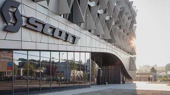 Completing a long saga, the ICC has determined the price that former CEO of Scott, Beat Zaugg will receive for his remaining shares. – Photo Scott