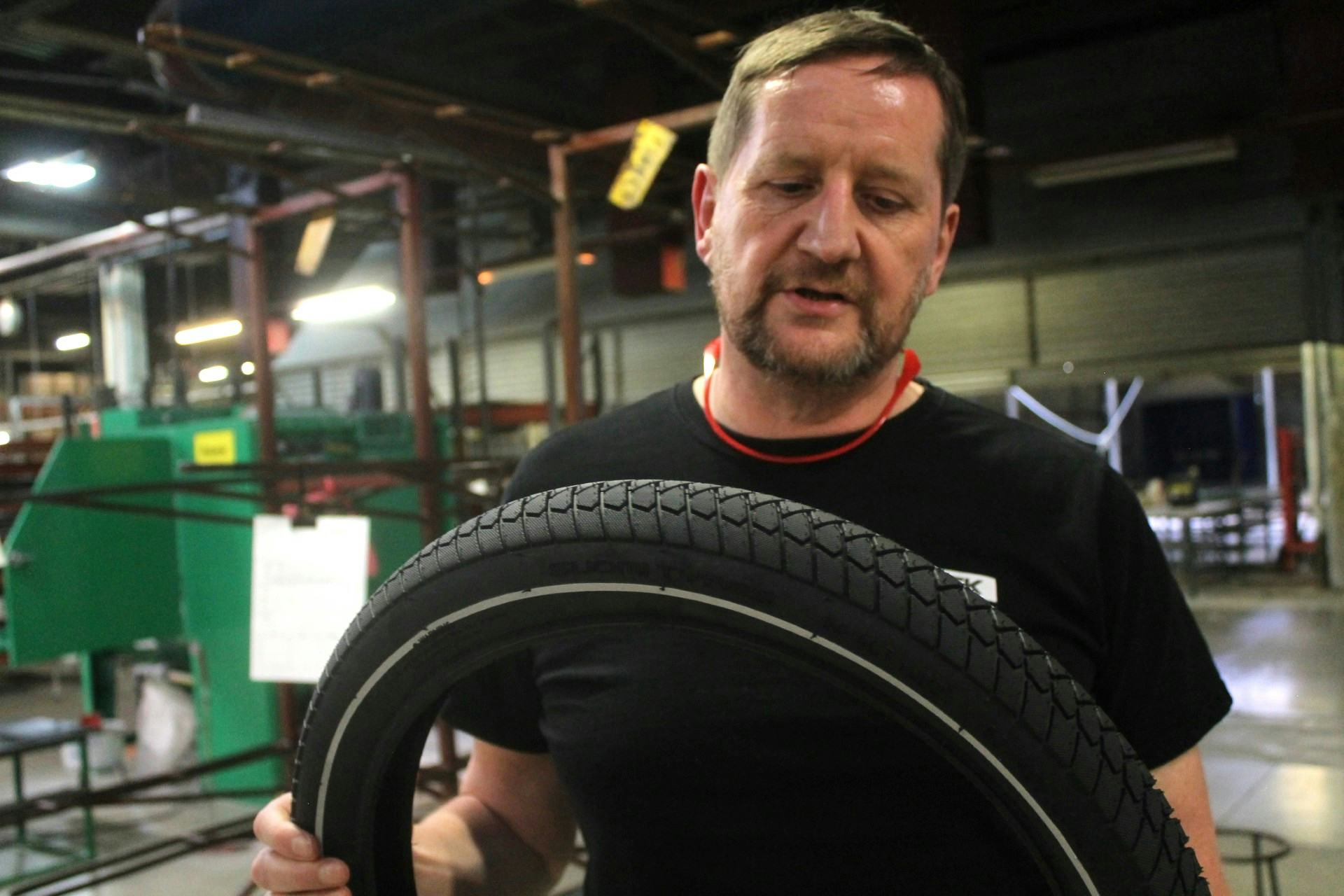 "My mission is to put this factory back on the map and build up tyre production in Europe," says Dick Cormack. – Photo Dmack