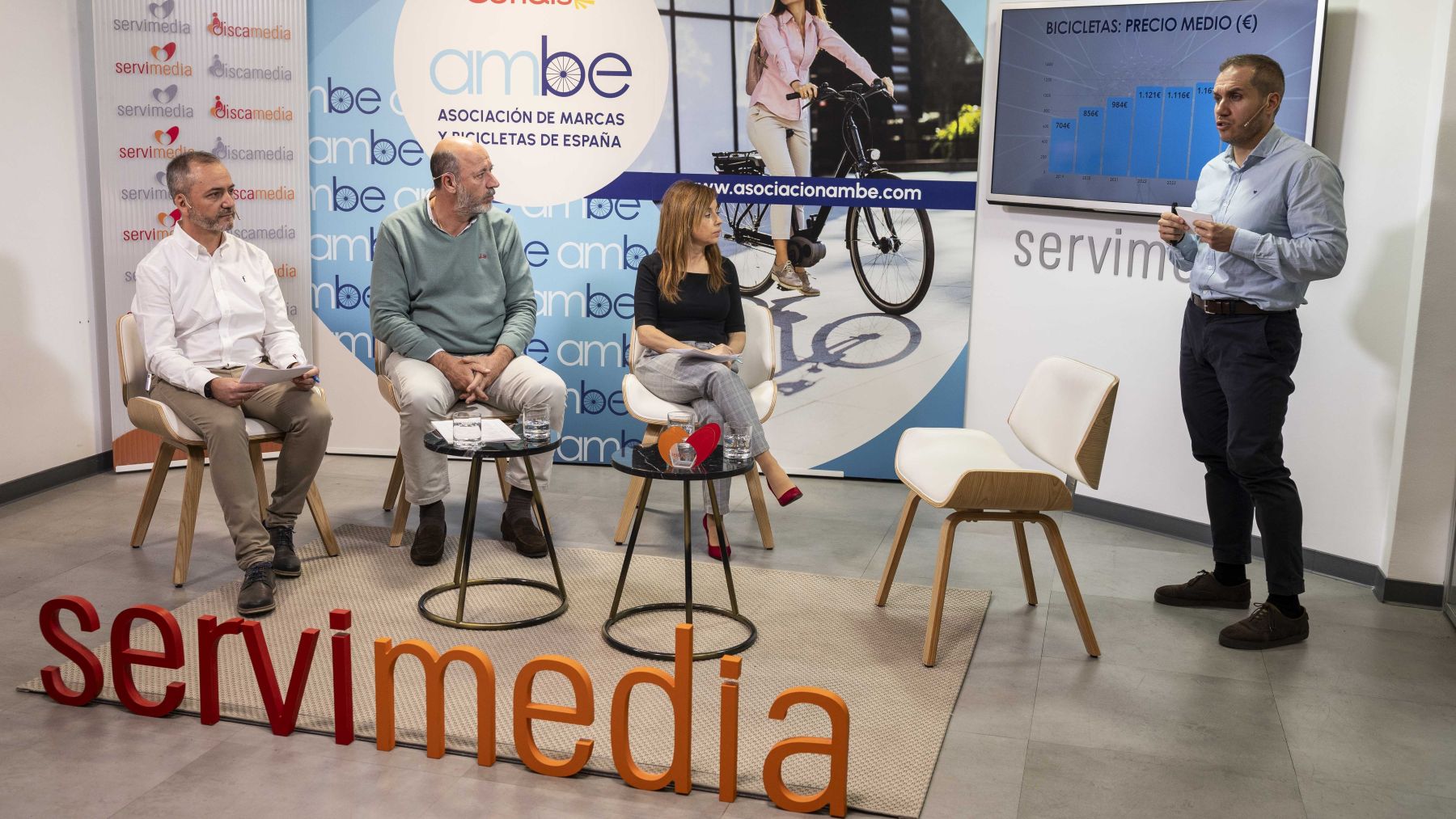 “Cycling is becoming a key mode of urban transport, leading the way in the electrification of the transport sector and demonstrating how Spain is embracing new forms of mobility,” said Jesús Freire, AMBE Secretary General at the presentation of the figures. – Photo AMBE