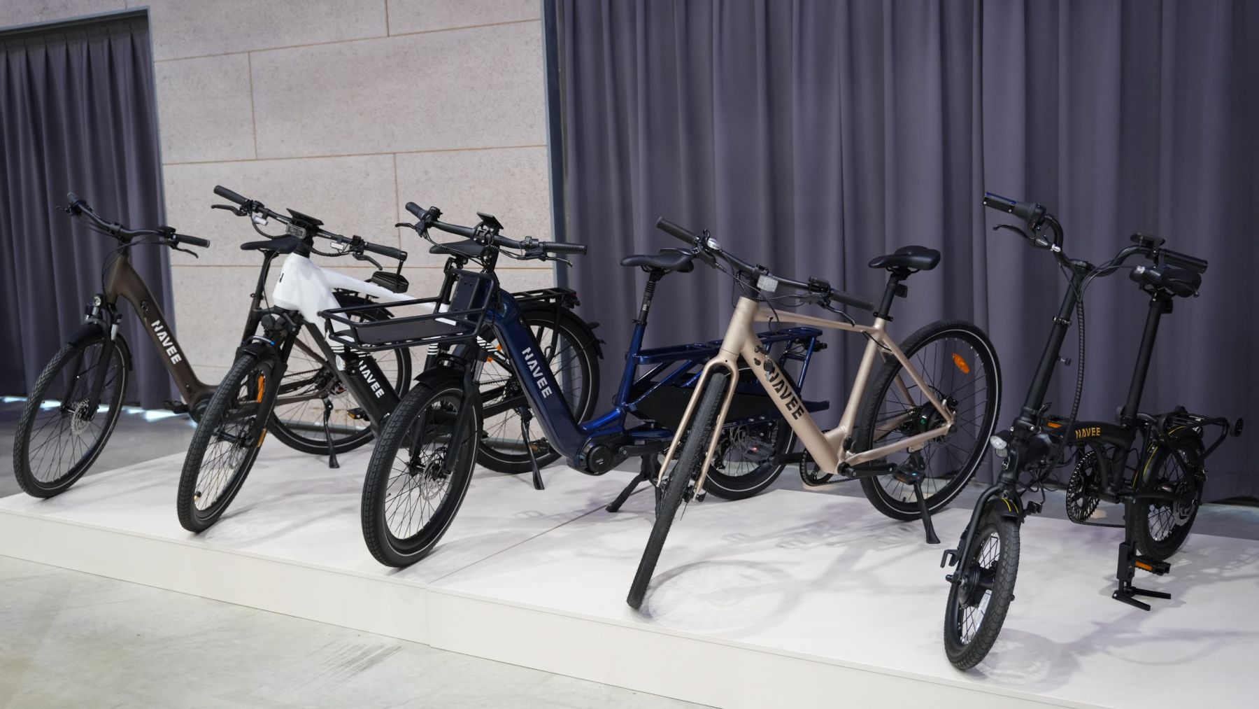 During the launch in Munich, the complete Navee e-bike portfolio was on display. - Photos Navee