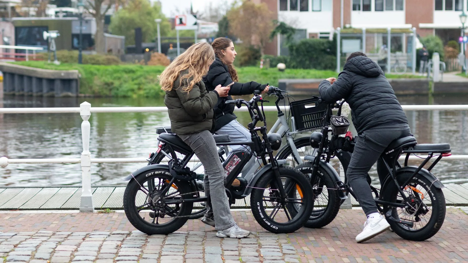 Now an integral part of the Dutch cycling landscape: teenagers on fatbikes. - Photo Shutterstock