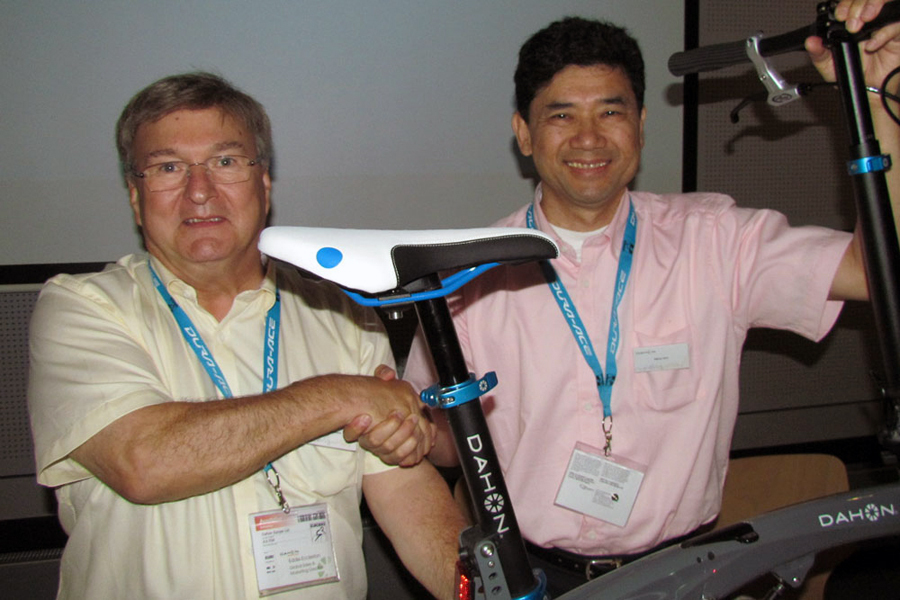 Eddie Eccleston and Henry Hon of Dahon at Eurobike 2012