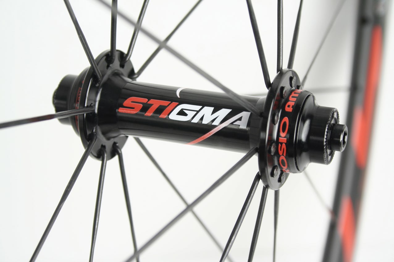 The company launches the next generation full carbon 622 – 13C rim.