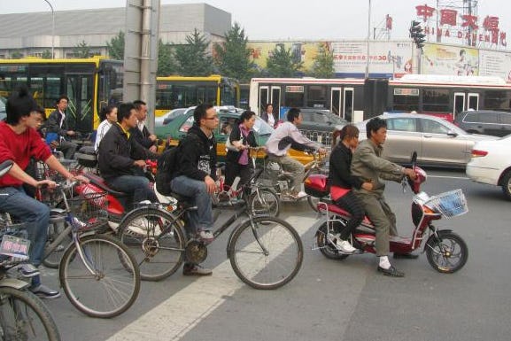 2011年中國電動自行車和電動機車的總產量僅成長4.8%,來到3096萬輛之譜。