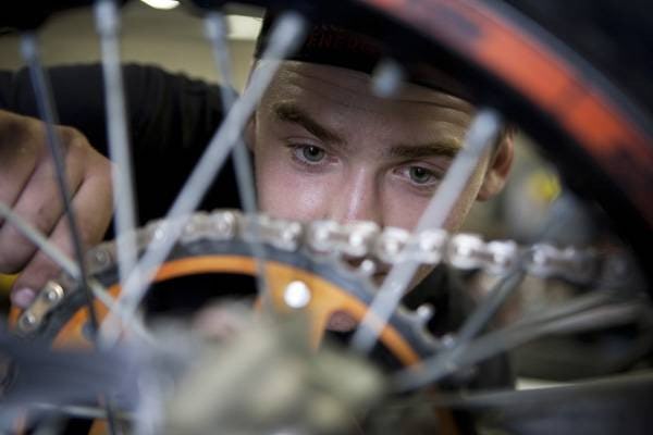 The Twowheel Innovation Network (TWIN) will develop European training for e-bike dealers and their mechanics.