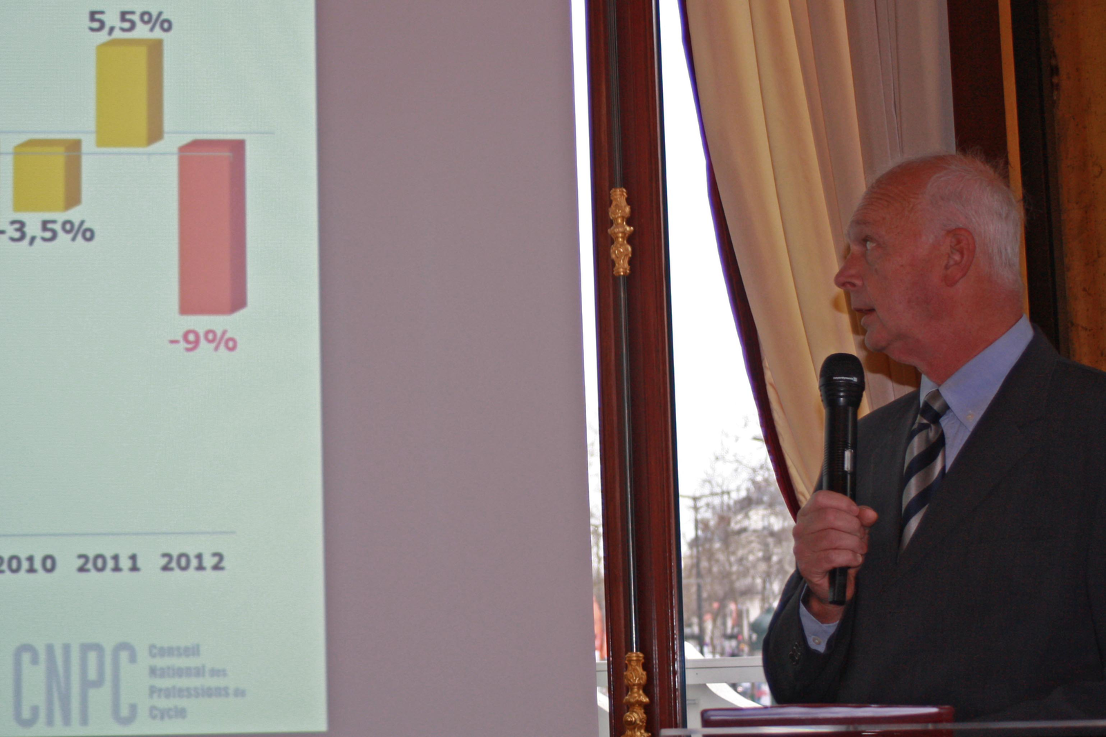 產業協會CNPC主席Thierry Fournier說：「儘管2012年整體的銷售下滑，但顯而易見的是騎乘自行車的風氣越來越盛行。」 - Photo Isabelle Leboeuf
