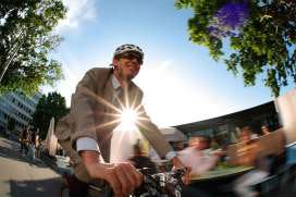 Kevin Mayne提到:「我們將為業界會員和支持者提供特別的一日行程參與Velo-city 2013研討會」。