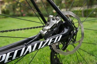 Disc brakes is one of the new trends and can be found more and more often on racing bikes. - Photo Bike Europe