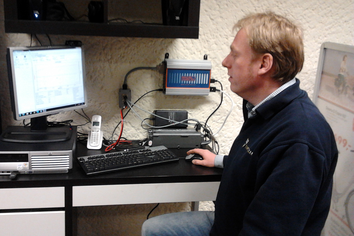 With the Dutch-designed BA500 battery condition tester dealers can independently test all e-bike batteries, designed for 250/350W motors. - Photo Battery Condition Test International
