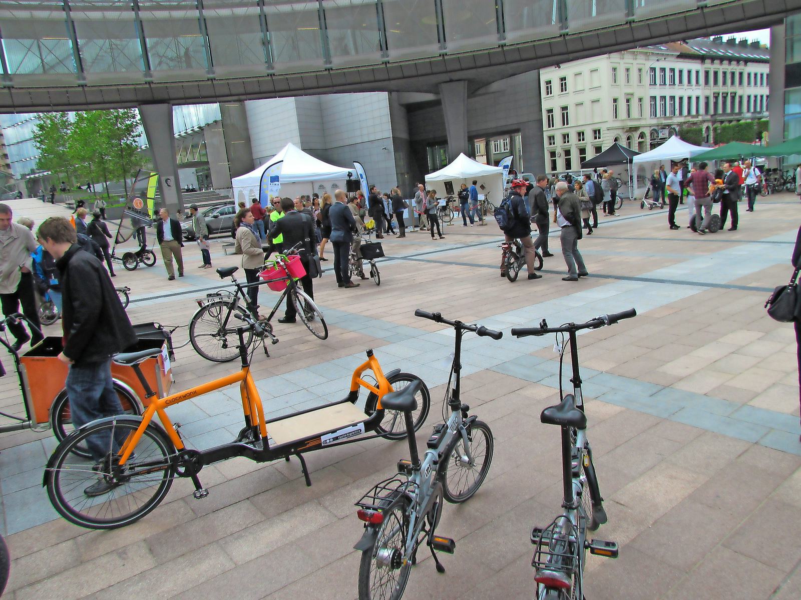 At Sustainable 2Wheels,on Wednesday 18 September on the Esplanade of the European Parliament in Brussels, ETRA will officially present the first edition of its Sustainable2Wheel Yearbook. - Photo Bike Europe