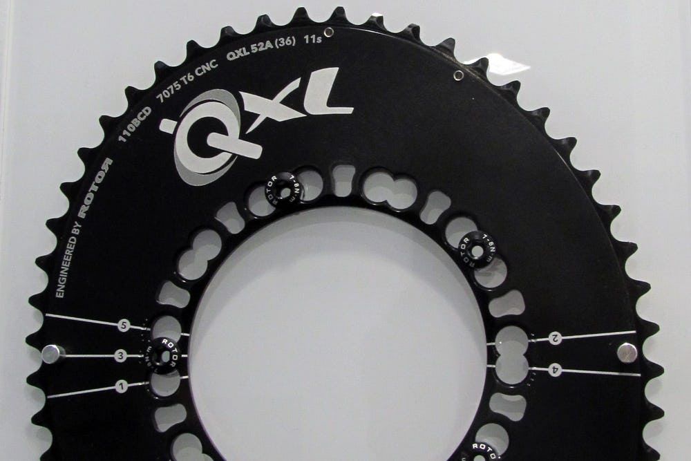 Rotor QXL chainrings offer 16% ovalization. Rotor claims to offer a different technology compared to the old Shimano Biopace system. - Photo Bike Europe
