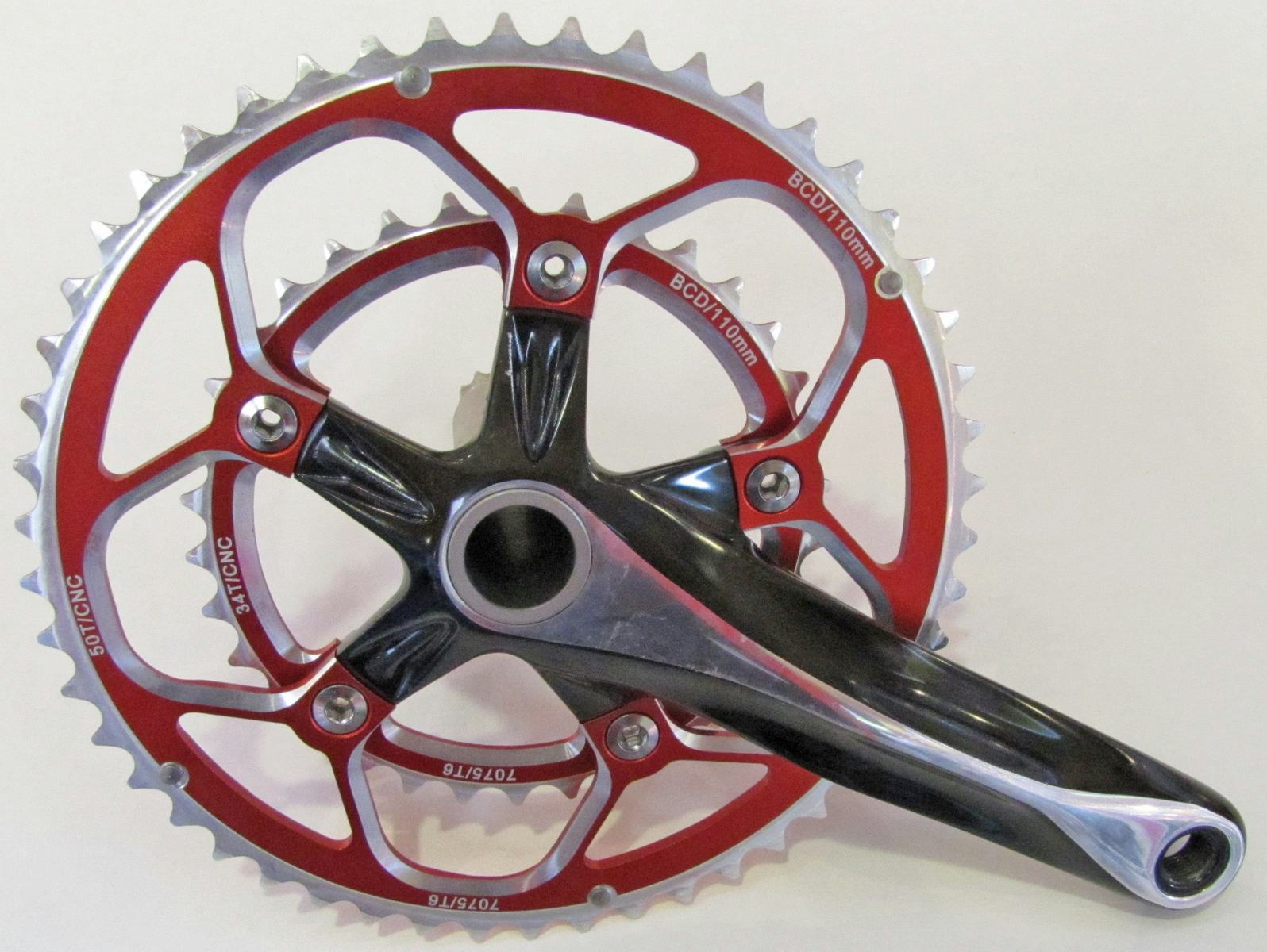 Neco&apos;s KA501 chainwheel features a five arm spiders. - Photo Bike Europe