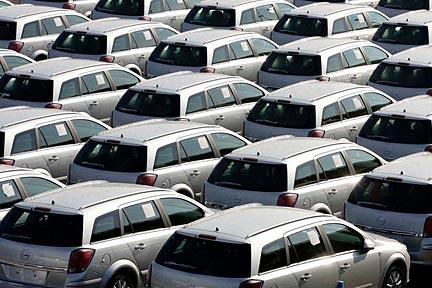 The 2012 market statistics of the European Automobile Manufacturers Association show that demand for new cars reached the lowest level recorded since 1995. 