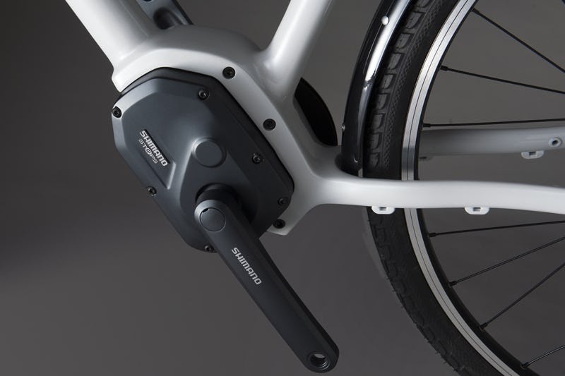 Shimano’s STEPS mid-motor that will arrive at the market in Model Year 2015 e-bikes. Next to the mid-motor Shimano is also planning a drive system with the original STEPS front motor, indicated President Yozo Shimano in a newspaper report recently. – Photo Shimano