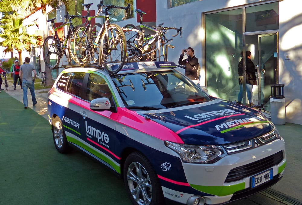 基於大量風洞測試，Merida研發團隊決定改變2014年Lampre 職業自行車隊用車的騎乘位置。– Photo Bike Europe