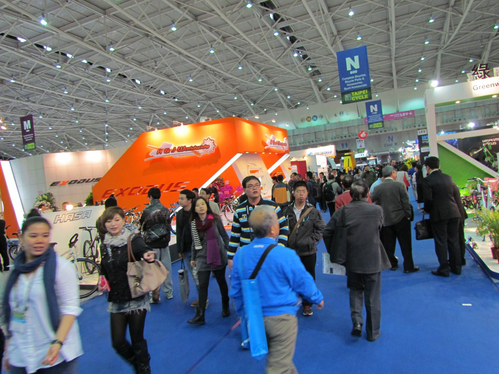 Exact visitor numbers are not yet available at Show organizer TAITRA, but it looks like the 2014 Taipei Show is again to break records. – Photo Bike Europe