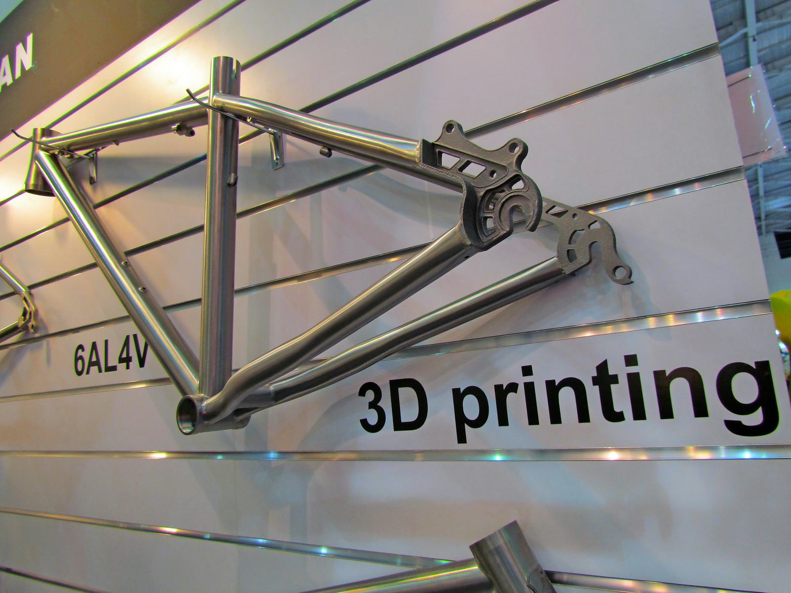 Renishaw and Empire Cycles announced the production of the first 3D printed titanium alloy bicycle frame. - Photo Bike Europe