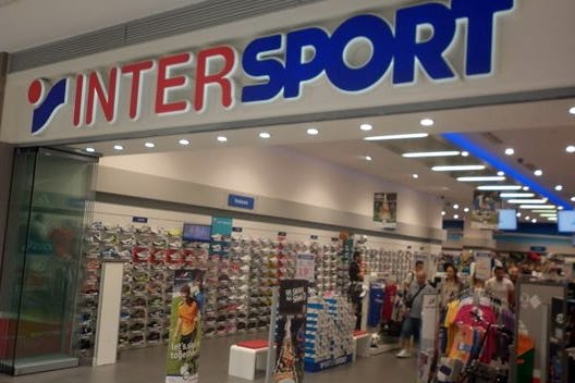 In France Intersport has over 600 stores and realizes an annual turnover of € 1.5 billion. – Photo Intersport