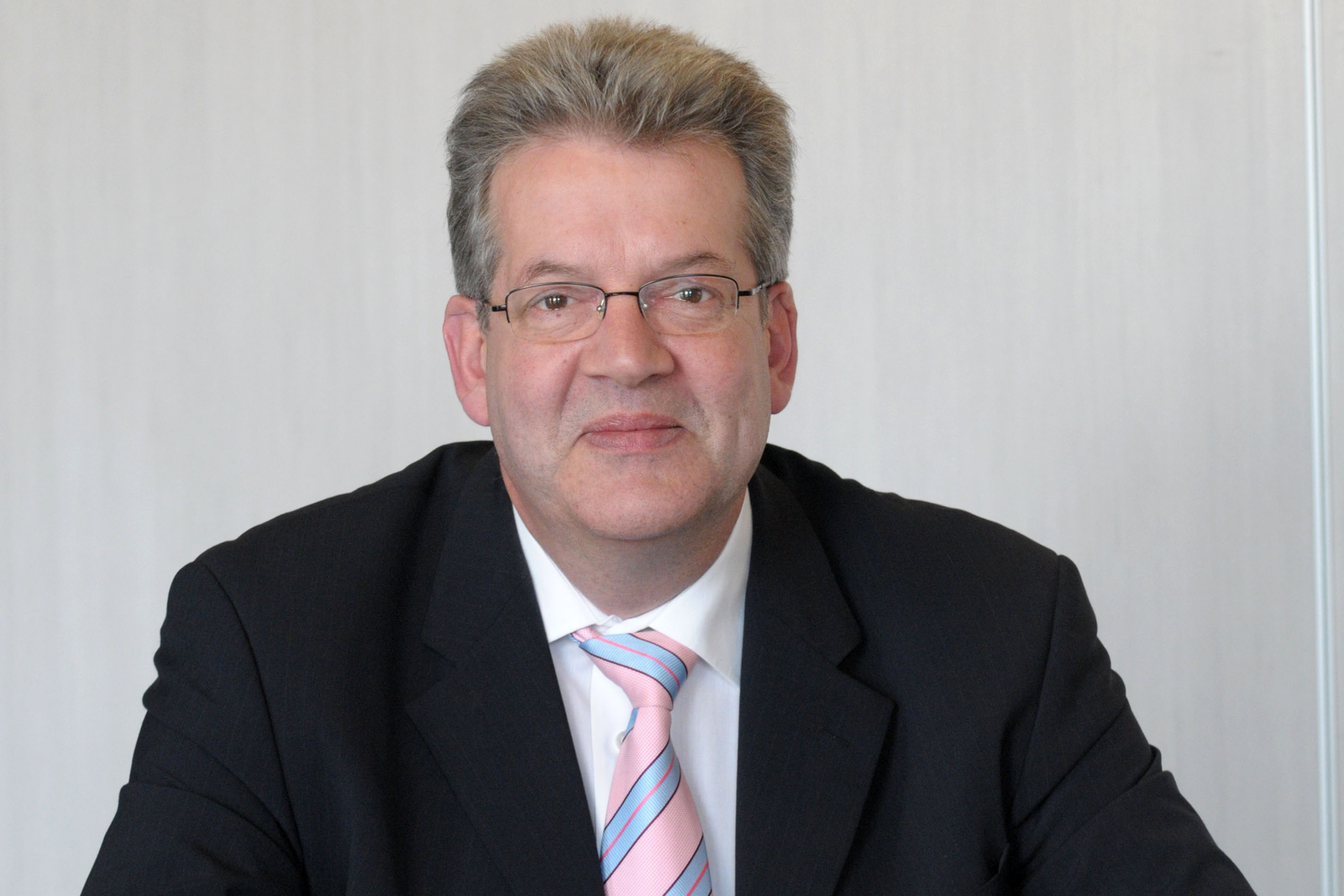 WFSGI自行車產業代表Jeroen Snijders Blok (Accell Group營運長)說:「預計2016年國際自行車聯盟將會批准碟煞的使用。」